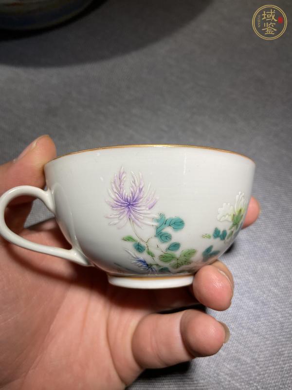 古玩陶瓷粉彩花卉把杯真品鑒賞圖