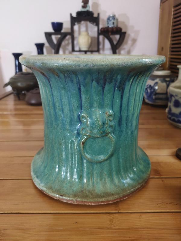 古玩陶瓷清末-綠釉鋪首銜環(huán)尊(信安造款)拍賣,當前價格3600元