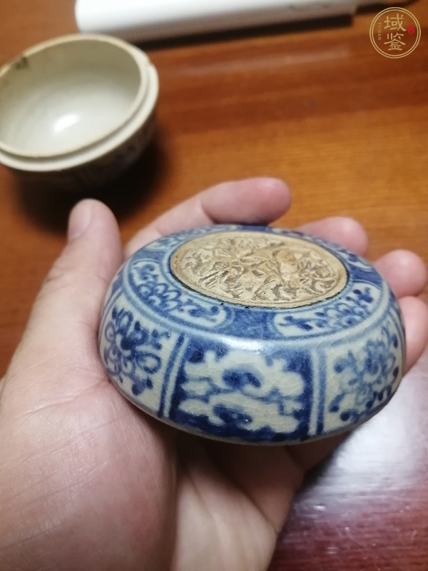 古玩陶瓷清代東南亞窯口青花粉盒真品鑒賞圖