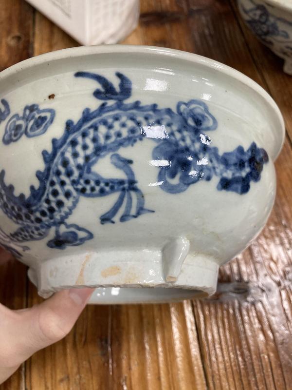 古玩陶瓷德化窯青花龍紋香爐拍賣,當前價格1800元