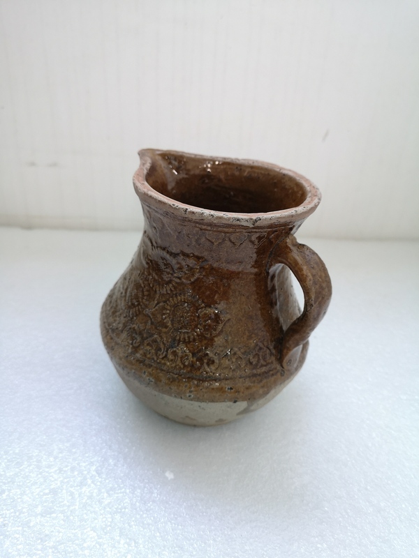古玩陶瓷清代早期褐釉印花流口執(zhí)壺拍賣,當(dāng)前價格678元