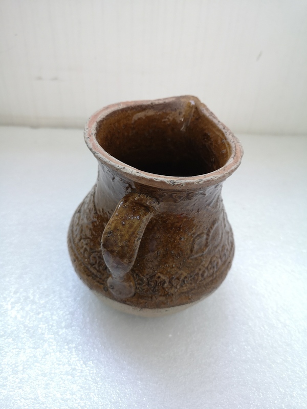 古玩陶瓷清代早期褐釉印花流口執(zhí)壺拍賣,當(dāng)前價格678元