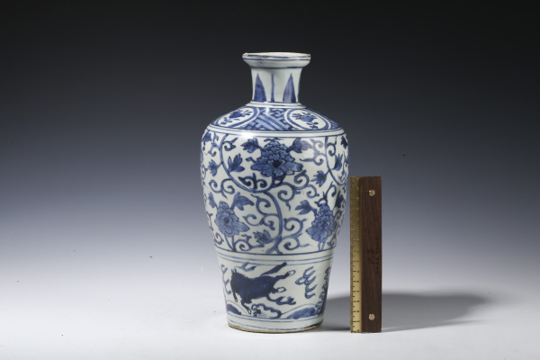 古玩陶瓷明代·青花缠枝牡丹纹梅瓶拍卖，当前价格59612元
