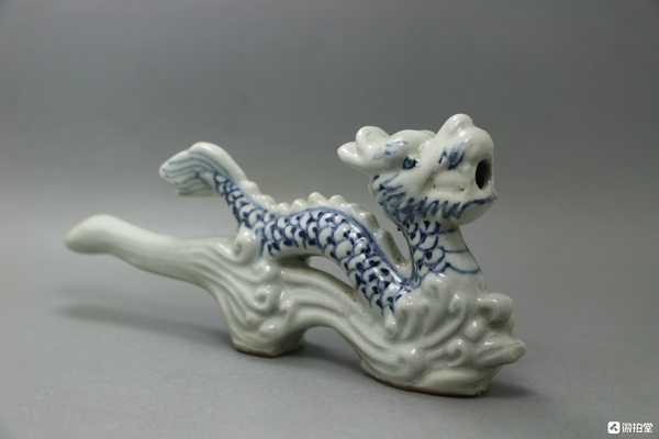 古玩陶瓷青花龍紋煙嘴拍賣,當前價格1800元