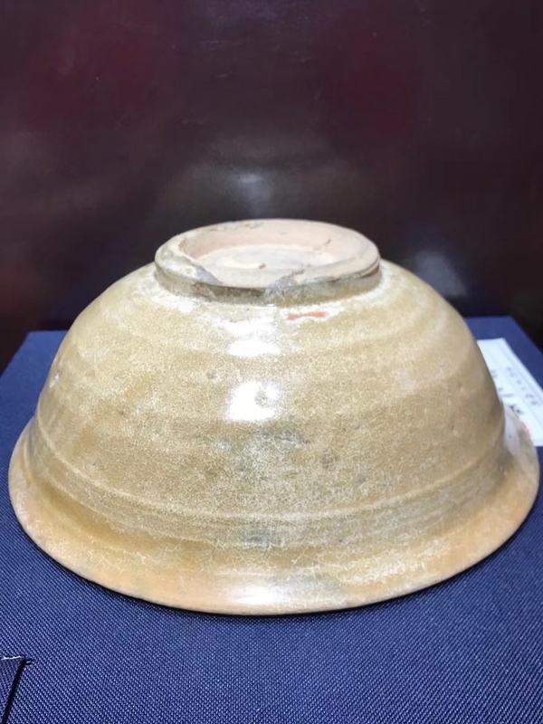 古玩陶瓷宋龍泉刻花紋碗拍賣,當前價格3200元