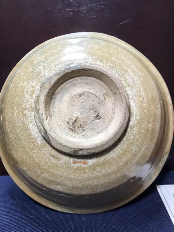 古玩陶瓷宋龍泉刻花紋碗拍賣,當前價格3200元