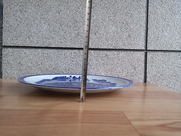 古玩陶瓷六十至八十年代青花盤拍賣,當(dāng)前價格398元