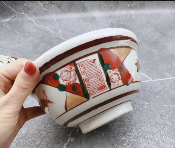 古玩陶瓷五彩蓋碗拍賣,當前價格298元
