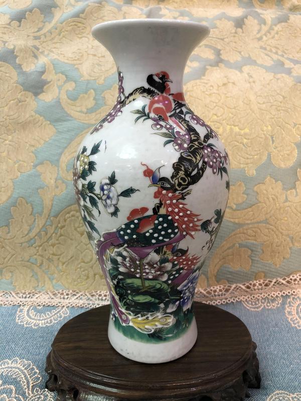 古玩陶瓷【雍正】粉彩鳳戲牡丹紋撇口瓶拍賣,當前價格4668元
