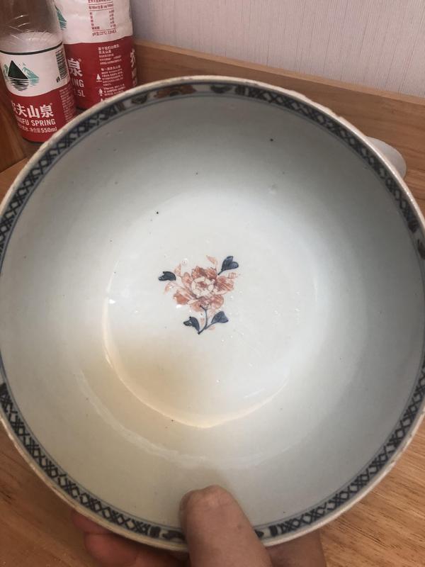 古玩陶瓷清代雍正至乾隆青花礬紅花卉紋碗拍賣，當前價格2000元