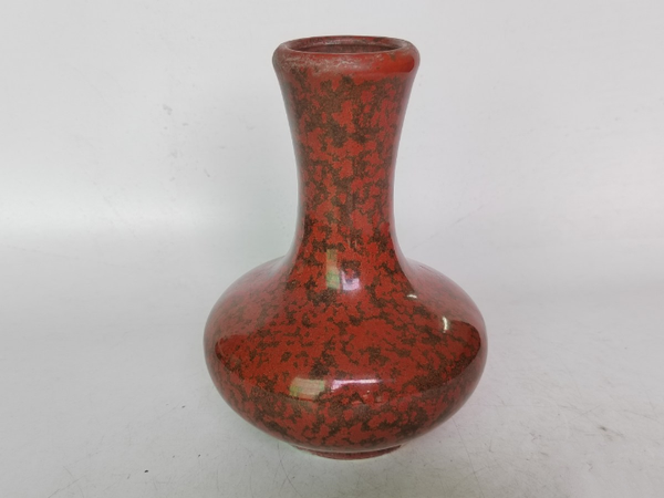 古玩陶瓷紅釉瓶拍賣,當前價格160元