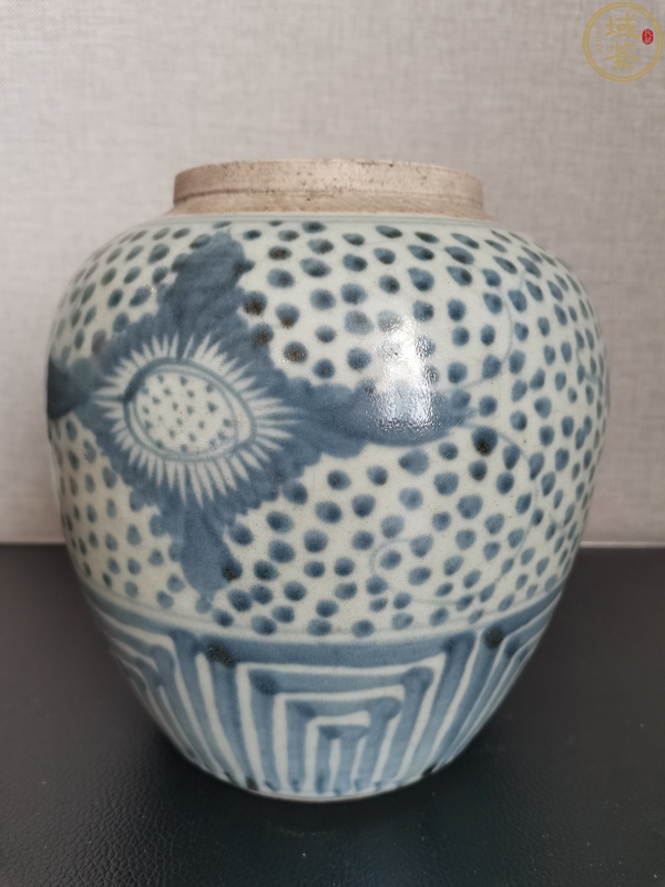 古玩陶瓷清中.花卉青花罐拍賣,當前價格496元