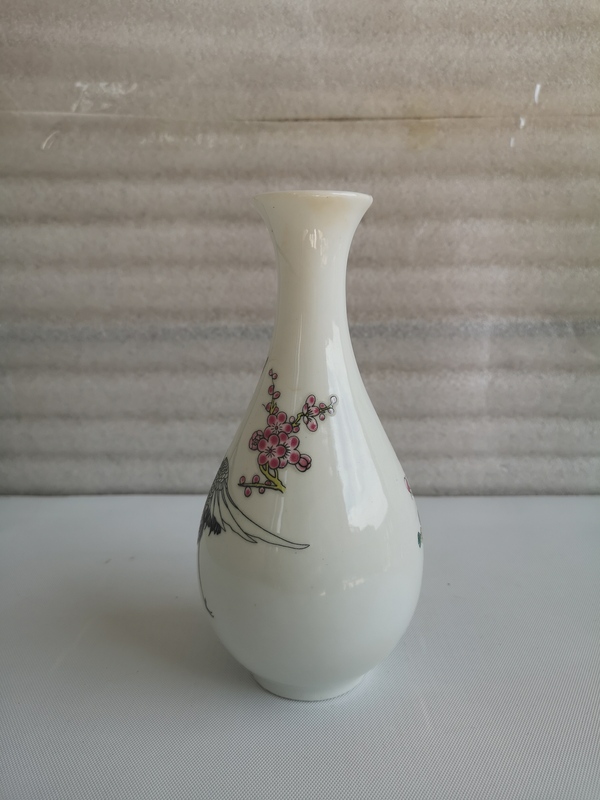古玩陶瓷六十至八十年代鶴紋玉壺春瓶拍賣,當前價格260元