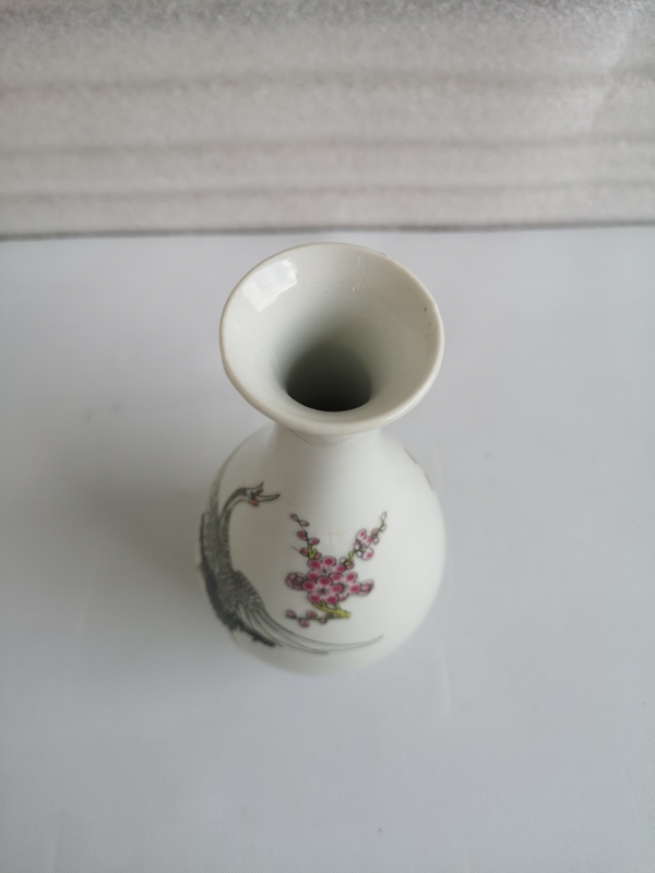 古玩陶瓷六十至八十年代鶴紋玉壺春瓶拍賣,當前價格260元