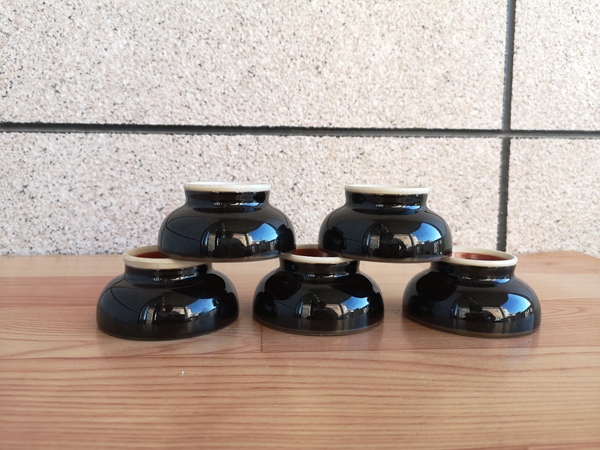 古玩陶瓷內紅釉外烏金釉杯拍賣,當前價格298元