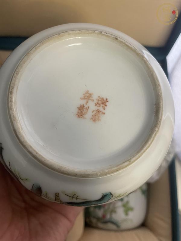 古玩陶瓷粉彩花卉紋粥罐真品鑒賞圖