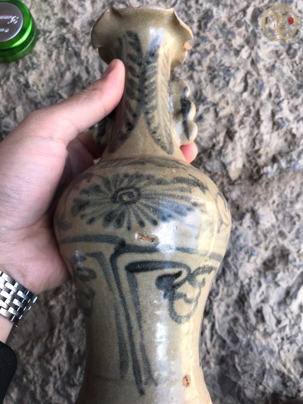 古玩陶瓷明初玉溪窯青花瓶真品鑒賞圖