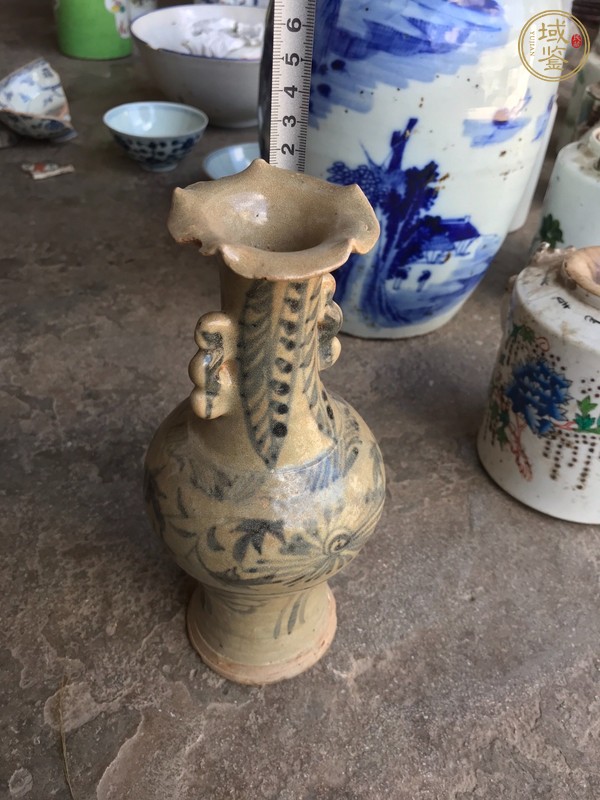 古玩陶瓷明初玉溪窯青花瓶真品鑒賞圖