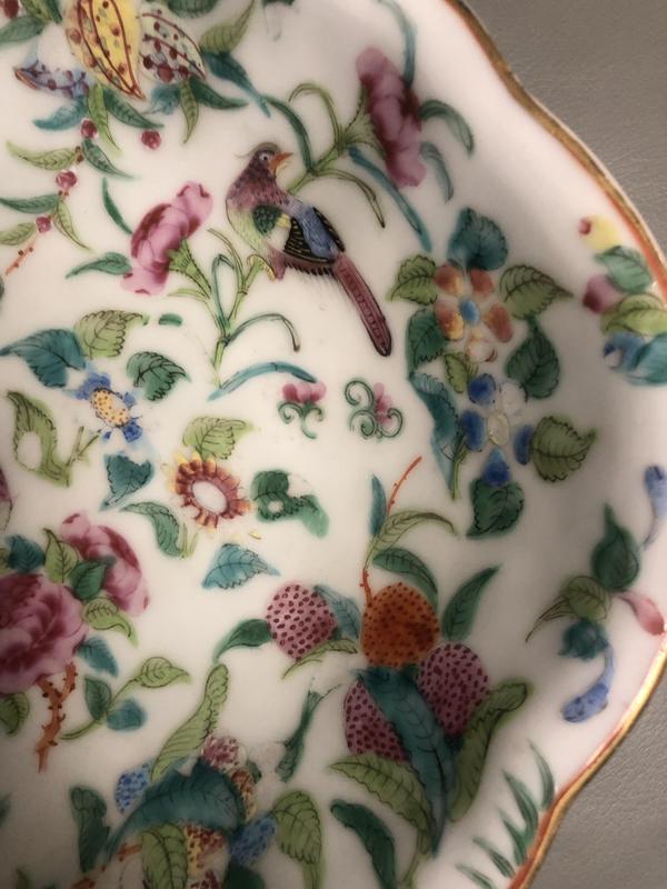 古玩陶瓷清代道光至咸豐花鳥花蝶紋廣彩盤拍賣，當前價格1600元