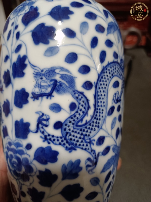 古玩陶瓷青花龍穿花廣口瓶真品鑒賞圖