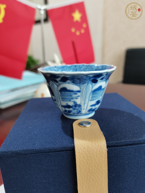 古玩陶瓷青花人物小杯真品鑒賞圖