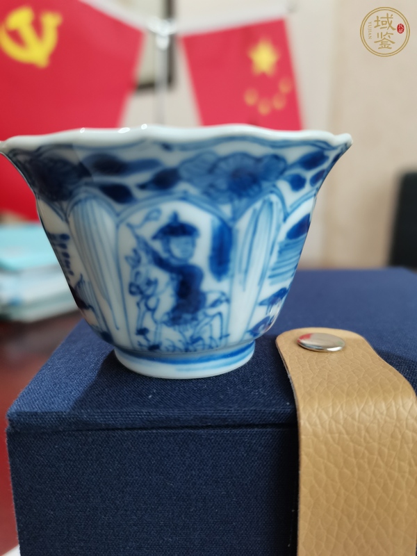 古玩陶瓷青花人物小杯真品鑒賞圖