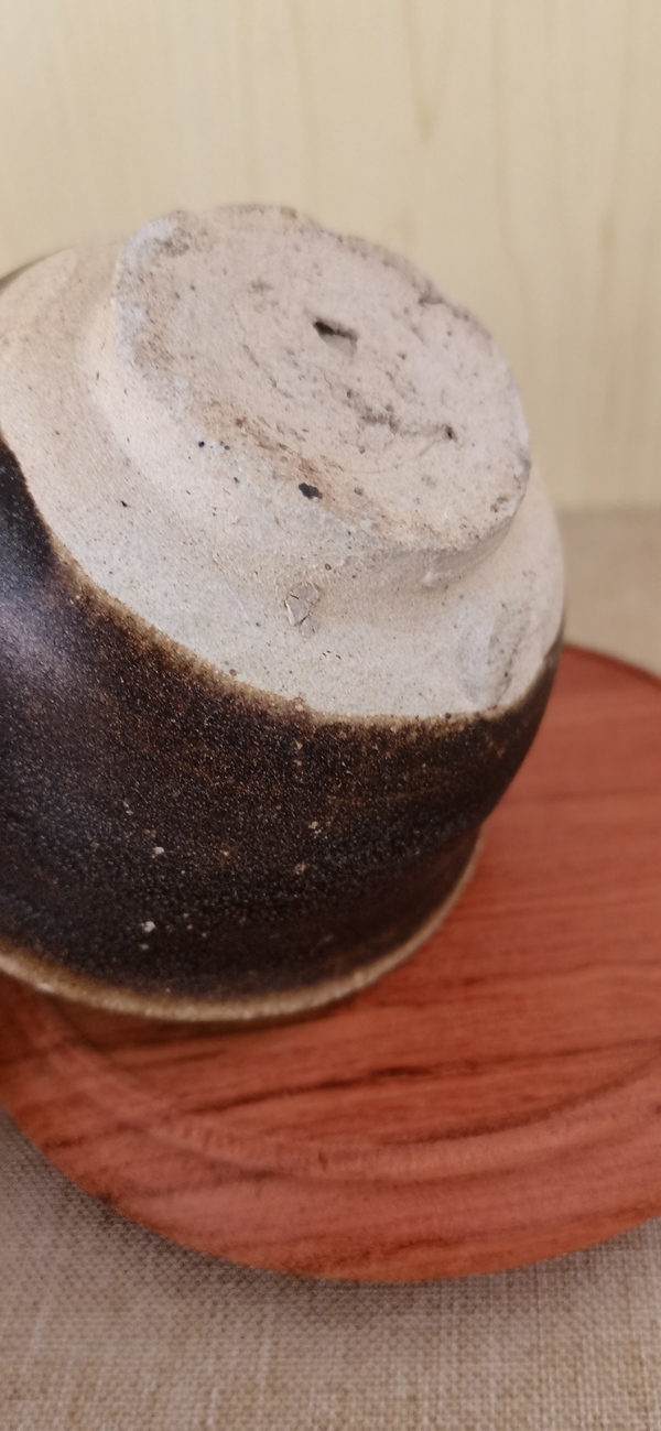 古玩陶瓷宋末元初吉州窯餅足褐釉盞拍賣,當前價格1200元
