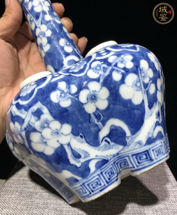 古玩陶瓷青花五管瓶真品鑒賞圖