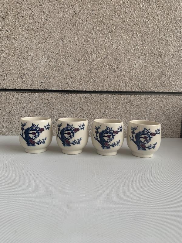 古玩陶瓷八十年代花卉紋杯拍賣,當(dāng)前價(jià)格220元