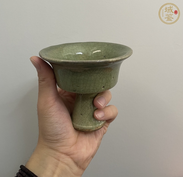 古玩明代·青釉高足杯真品鑒賞圖