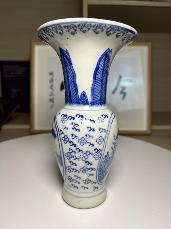 古玩陶瓷精品 青花開光山水人物紋花觚拍賣,當前價格260元