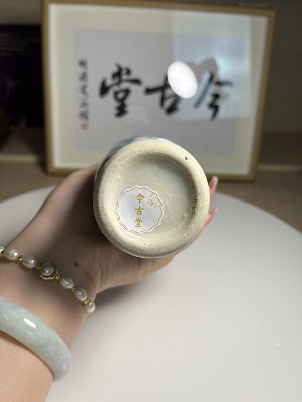 古玩陶瓷精品 青花開光山水人物紋花觚拍賣,當前價格260元