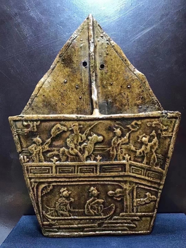 古玩轉賣清代地方窯黃釉璧掛拍賣，當前價格1500元