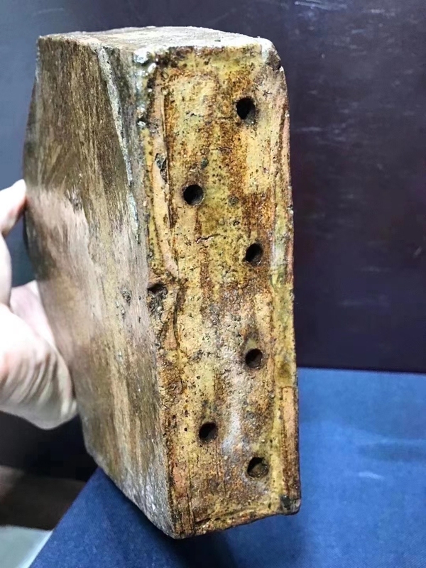 古玩陶瓷清代地方窯黃釉璧掛拍賣，當前價格1080元