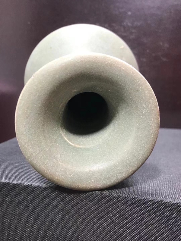 古玩陶瓷明代?龍泉青釉瓶拍賣,當前價格6666元