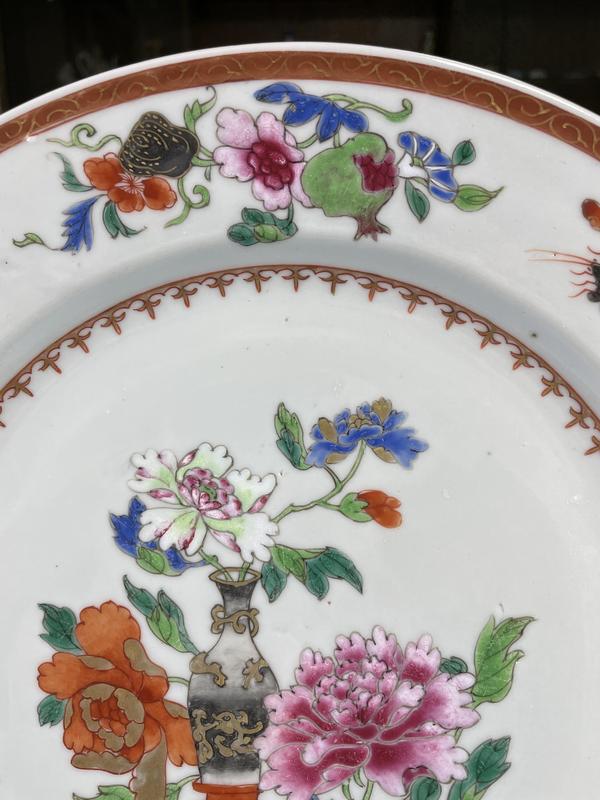 古玩陶瓷雍正粉彩花蝶福壽三多博古紋大盤拍賣,當前價格3280元