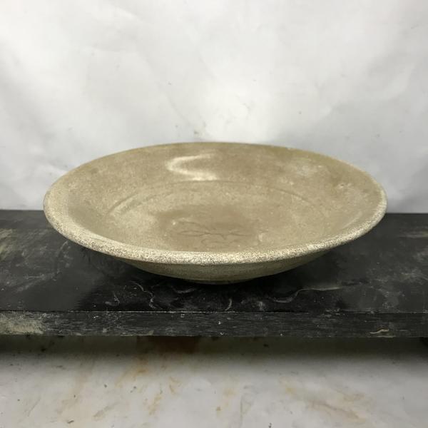 古玩陶瓷宋代龍泉窯系淺碗拍賣,當前價格3000元