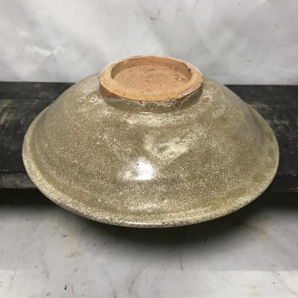 古玩陶瓷宋代龍泉窯系淺碗拍賣,當前價格3000元