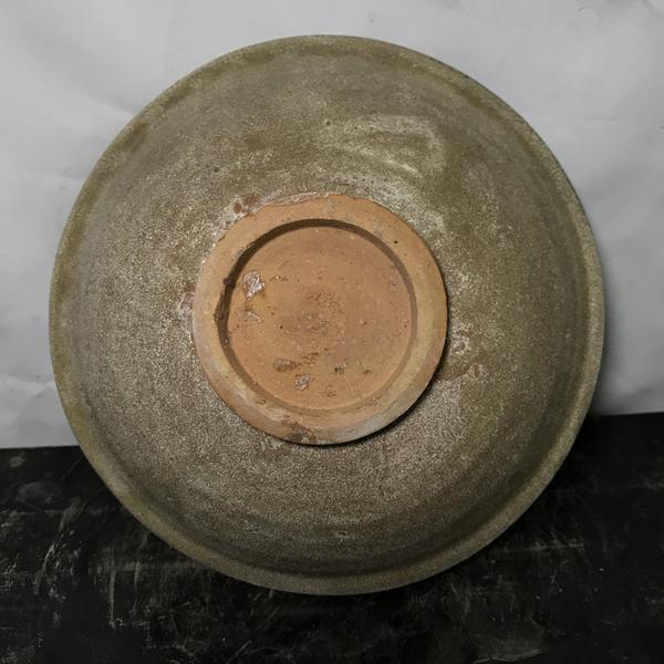 古玩陶瓷宋代龍泉窯系淺碗拍賣,當前價格3000元