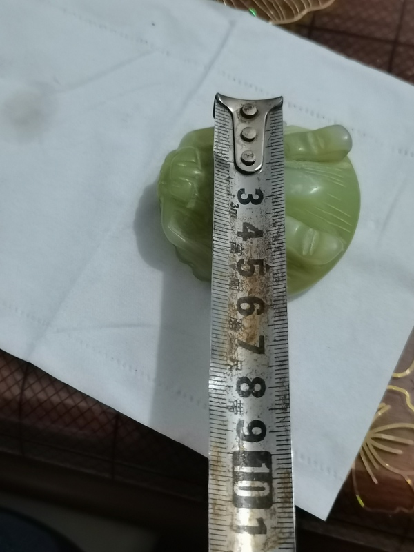 古玩玉器創(chuàng)匯的岫玉雕龍紋玉帶穿拍賣，當前價格699元