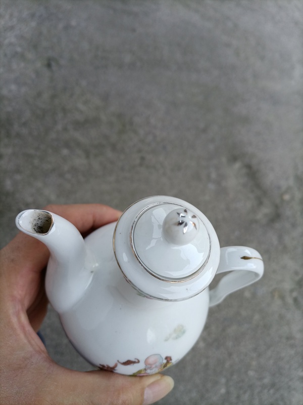 古玩陶瓷八十年代壽星圖執壺拍賣,當前價格160元