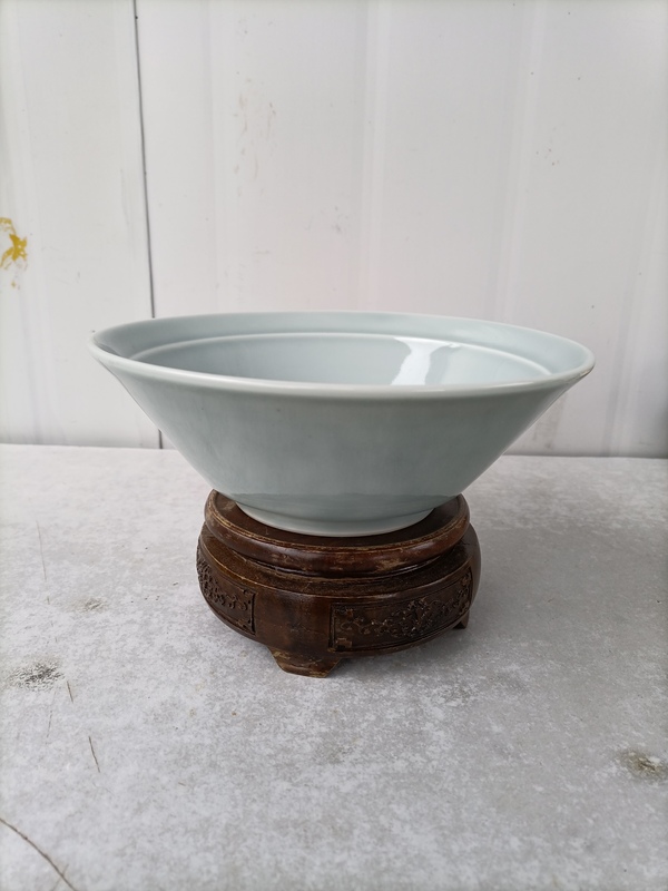 古玩陶瓷出口創(chuàng)匯期青釉碗拍賣,當(dāng)前價(jià)格300元