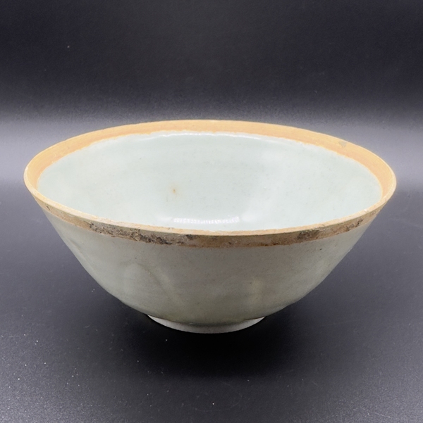 古玩陶瓷南宋湖田影青釉刻劃雙層仰蓮紋面包碗(已保真)拍賣,當前價格5888元
