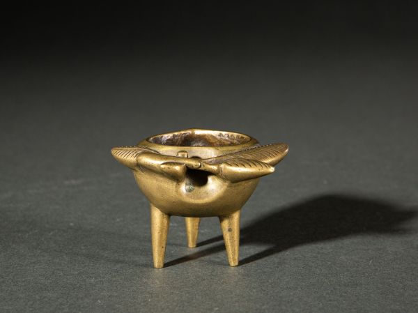 古玩铜器清晚民国寿桃形琴炉拍卖，当前价格5800元
