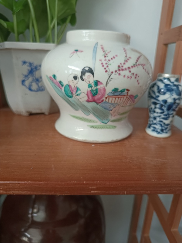 古玩陶瓷粉彩教子圖人物紋罐拍賣(mài),當(dāng)前價(jià)格480元
