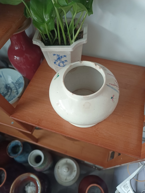 古玩陶瓷粉彩教子圖人物紋罐拍賣(mài),當(dāng)前價(jià)格480元