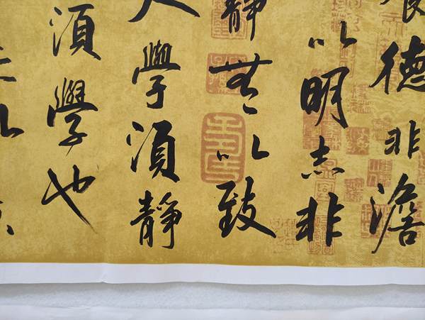 古玩字畫中國(guó)硬筆書法協(xié)會(huì)會(huì)員，廣西書法家協(xié)會(huì)會(huì)員謝龍生老師真跡精品書法收藏帶合影拍賣，當(dāng)前價(jià)格699元