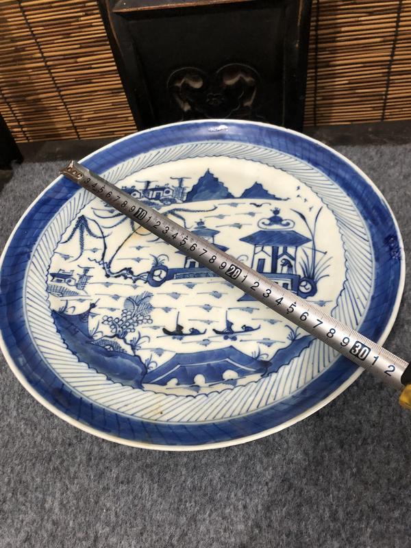 古玩陶瓷清中樓臺亭閣山水紋青花盤拍賣,當前價格2300元