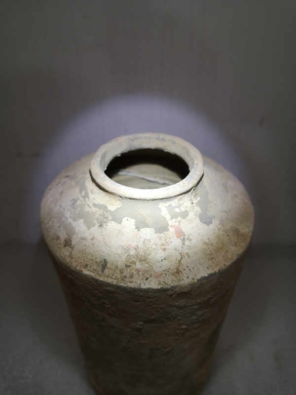 古玩陶瓷唐代灰陶罐拍賣,當(dāng)前價格398元