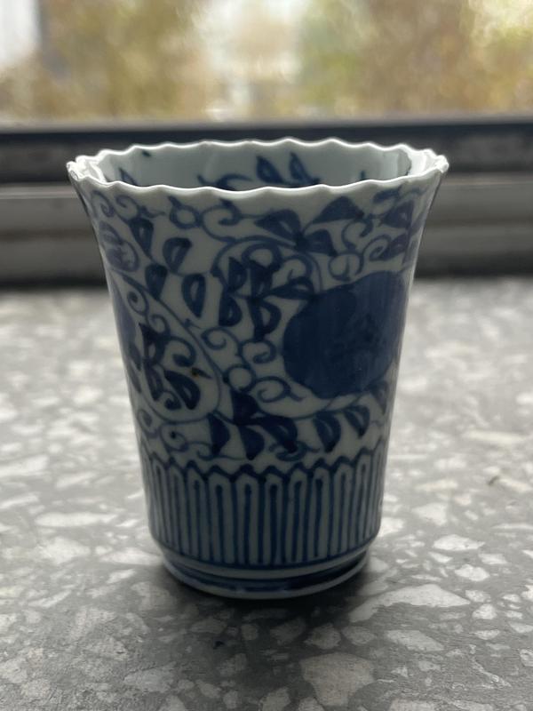 古玩陶瓷花卉紋青花杯拍賣,當前價格800元